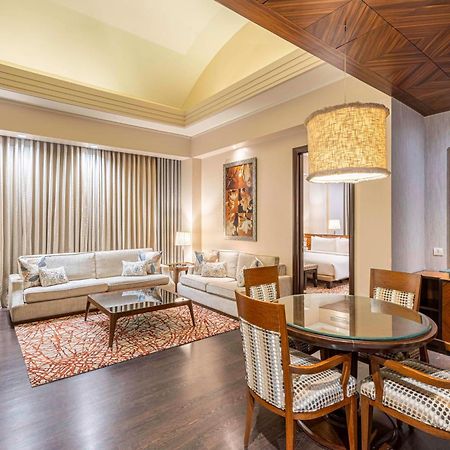 Radisson Noida Hotel Ngoại thất bức ảnh