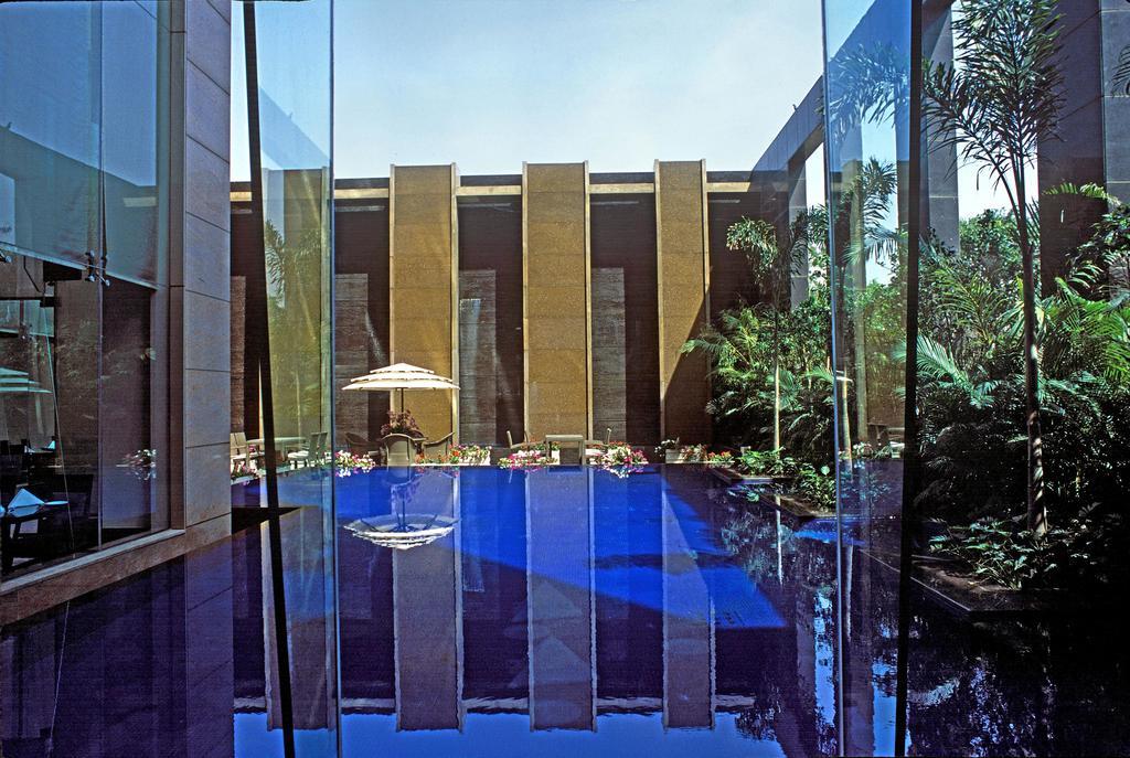 Radisson Noida Hotel Ngoại thất bức ảnh